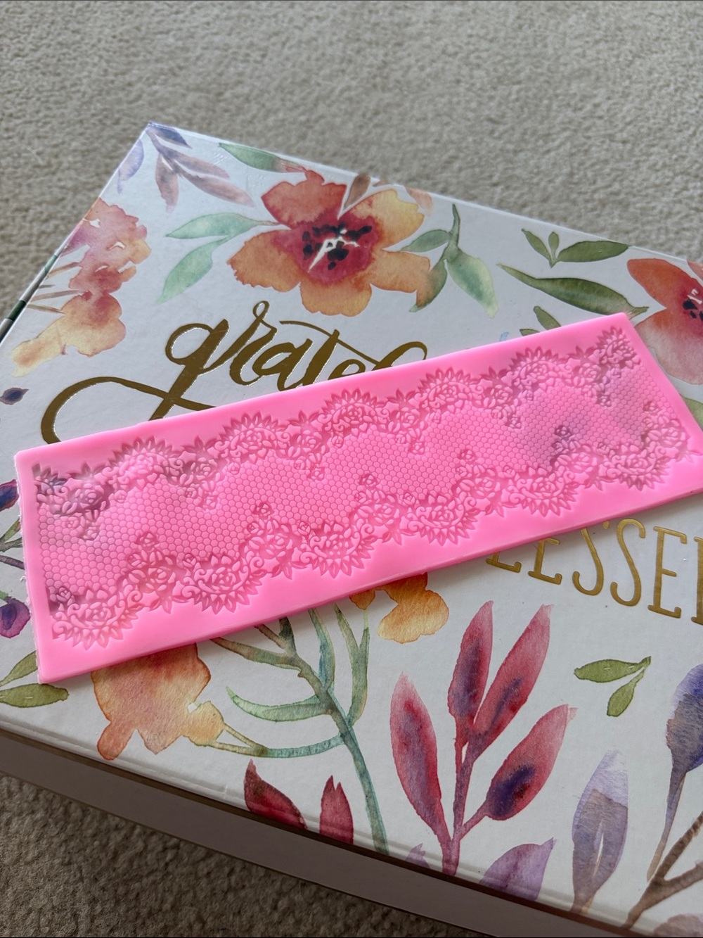 Lace fondant mold